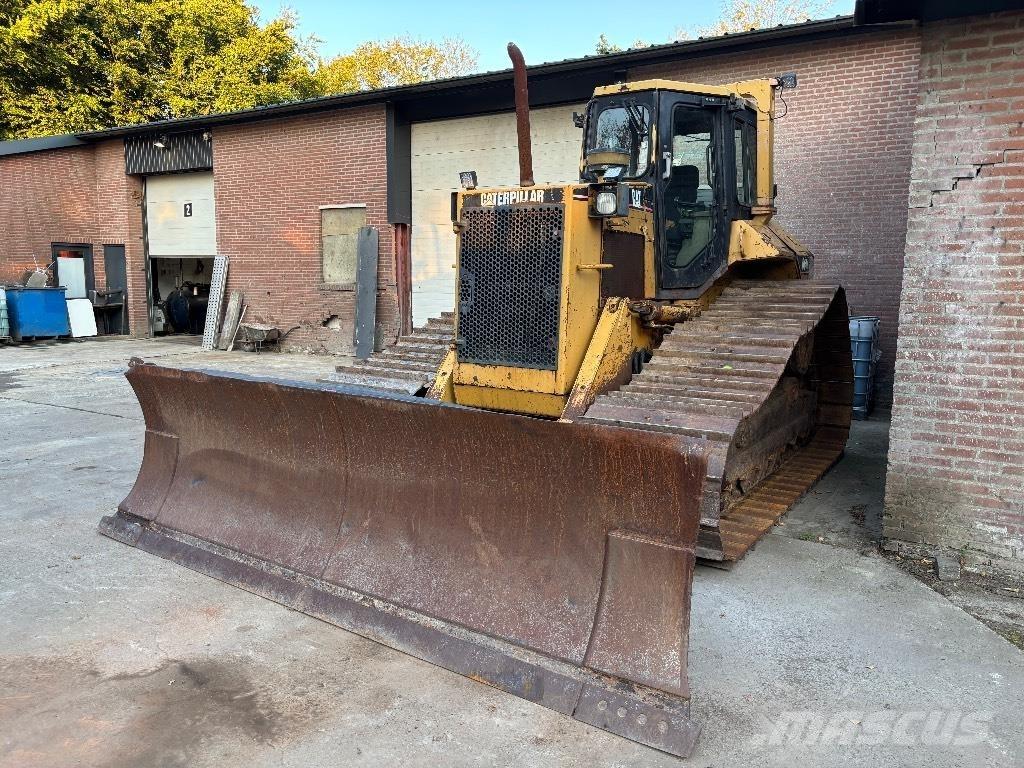 CAT D 6 M LGP ブルドーザー