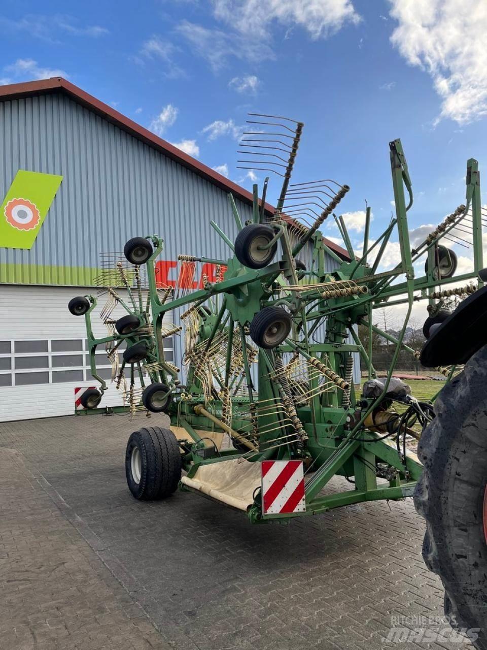 Krone Swadro 1250 ウィンドローア/レーキ