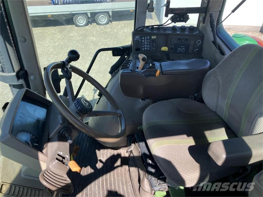 John Deere 6820 トラクター