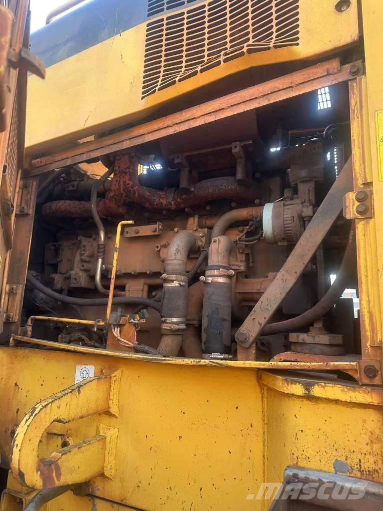 Komatsu WA 600-6 ホイールローダー・タイヤショベル