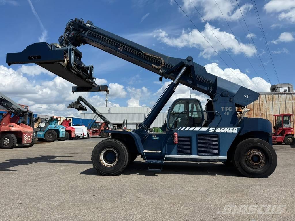 Terex PPM TFC45 リーチスタッカー