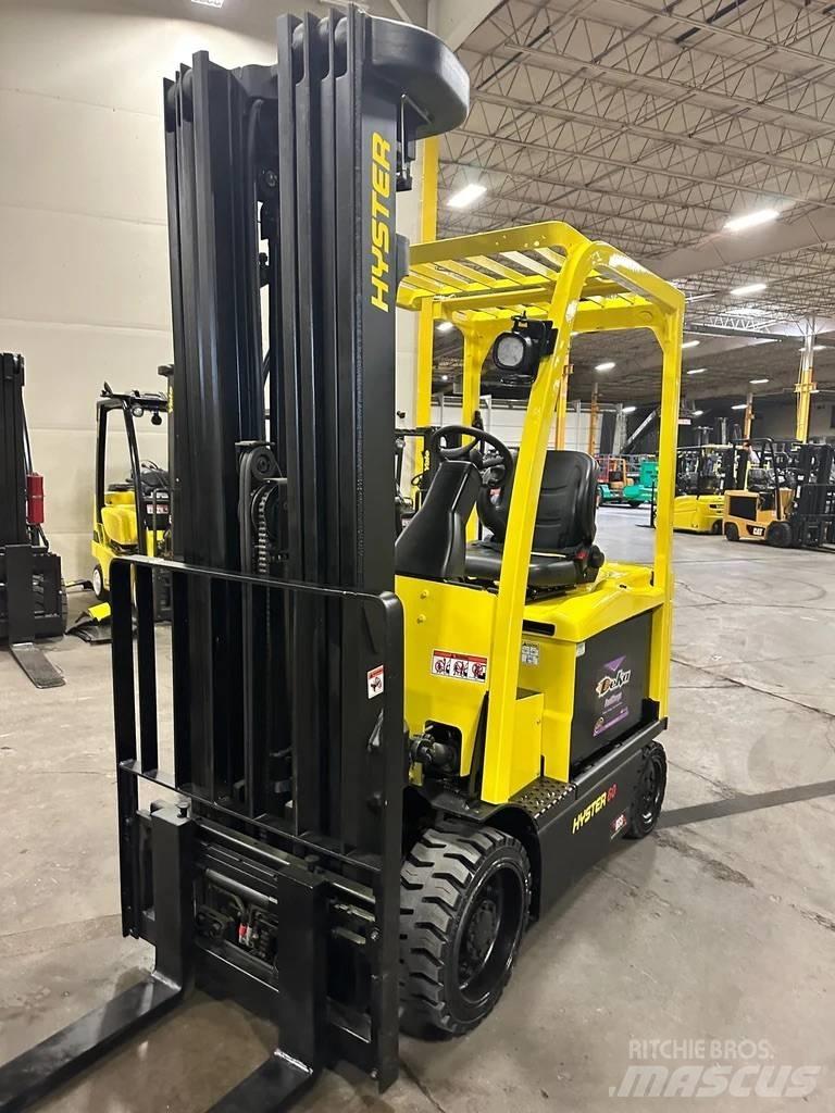 Hyster E 60 XN バッテリーフォークリフト
