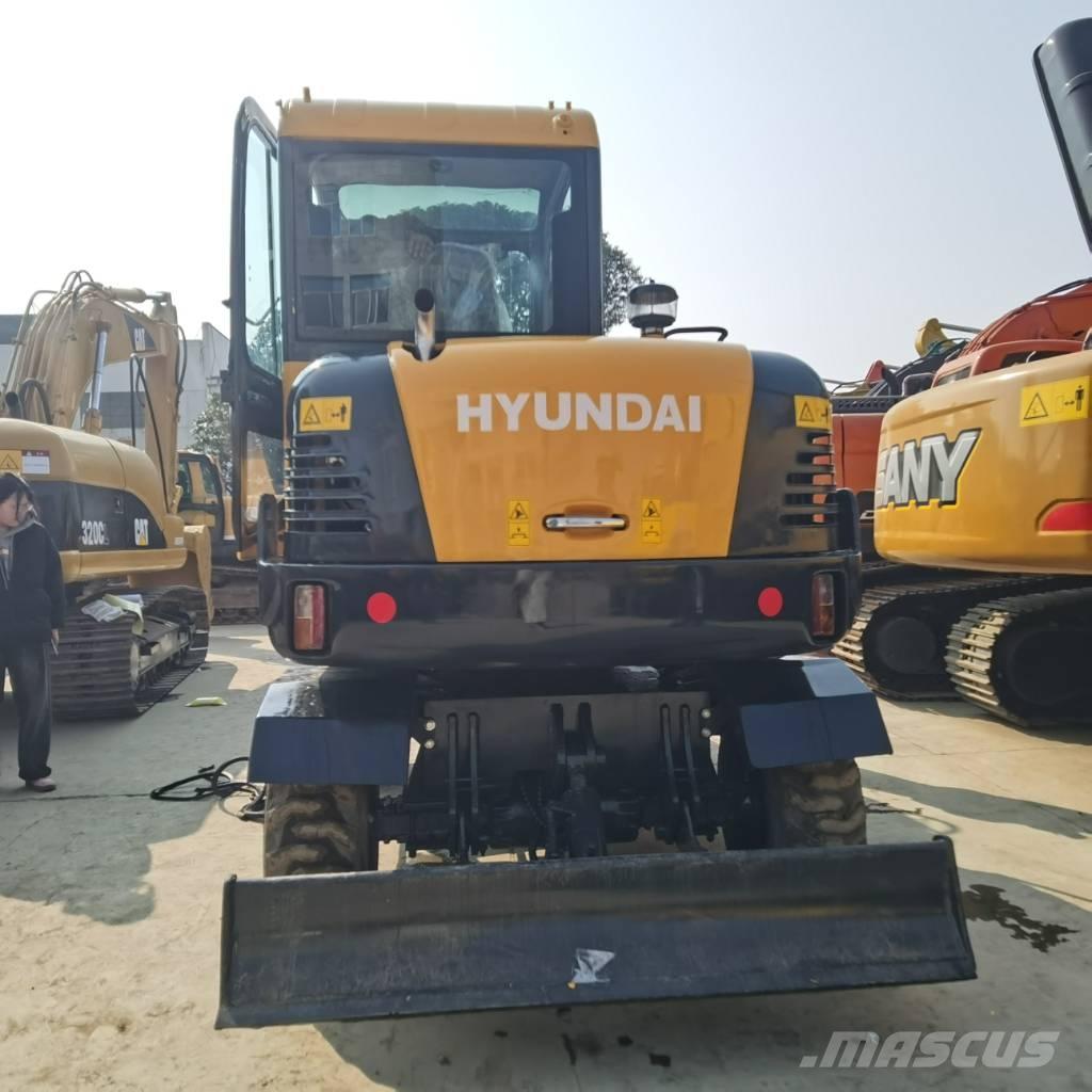 Hyundai R60W-9 ホイール式油圧ショベル（パワーショベル・ユンボ・バックホー）