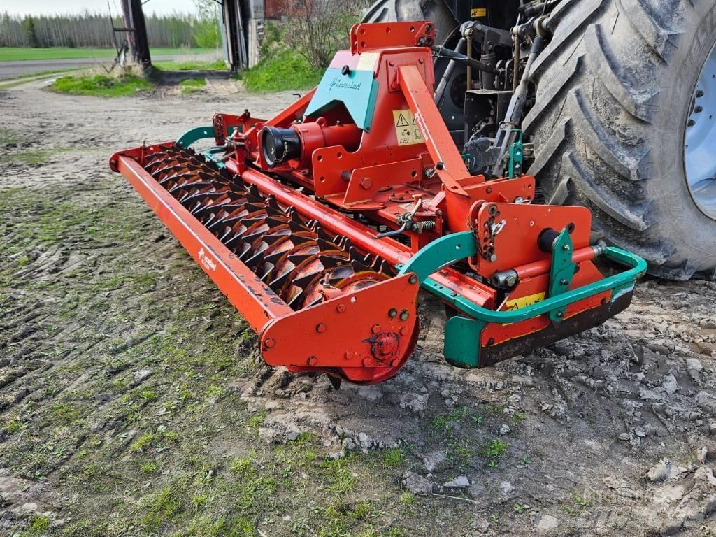 Kverneland NG 300 S4 パワーハローとロータリーハロー