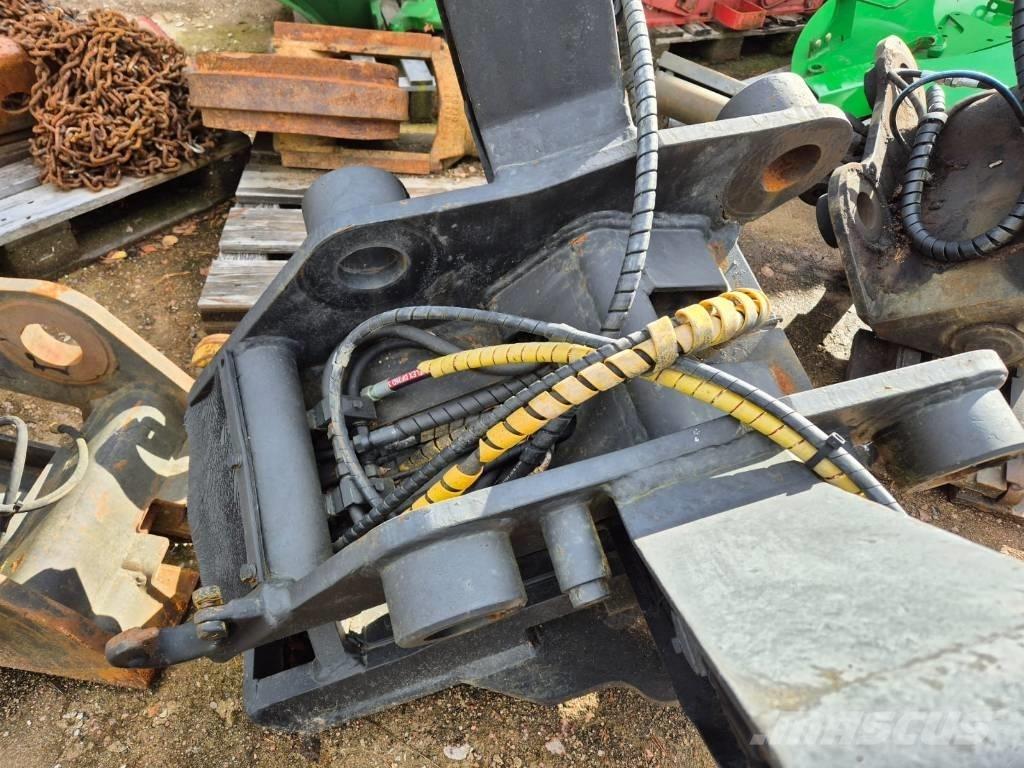 Komatsu PC 210-6K 大型油圧ショベル12t以上（パワーショベル・ユンボ）