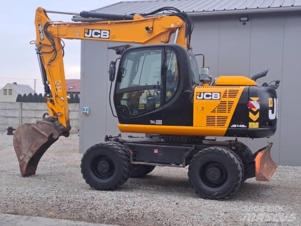 JCB JS145 W ホイール式油圧ショベル（パワーショベル・ユンボ・バックホー）