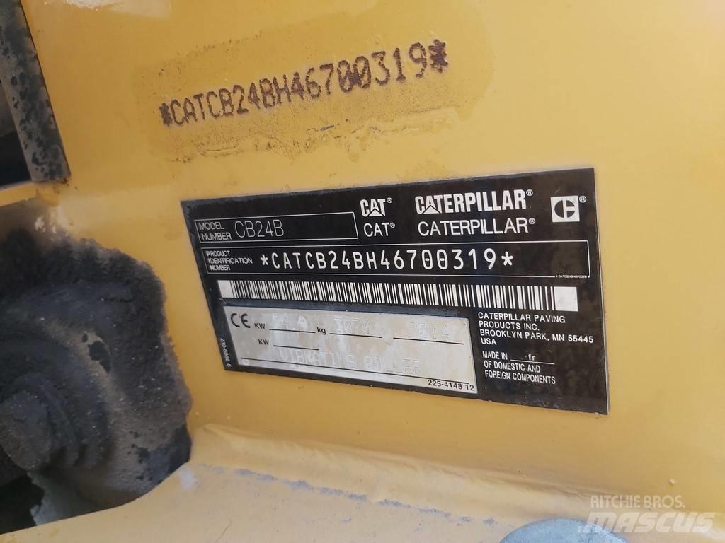 CAT CB 24 B タンデムローラ