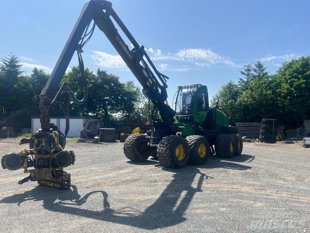 John Deere 1270 G ハーベスター
