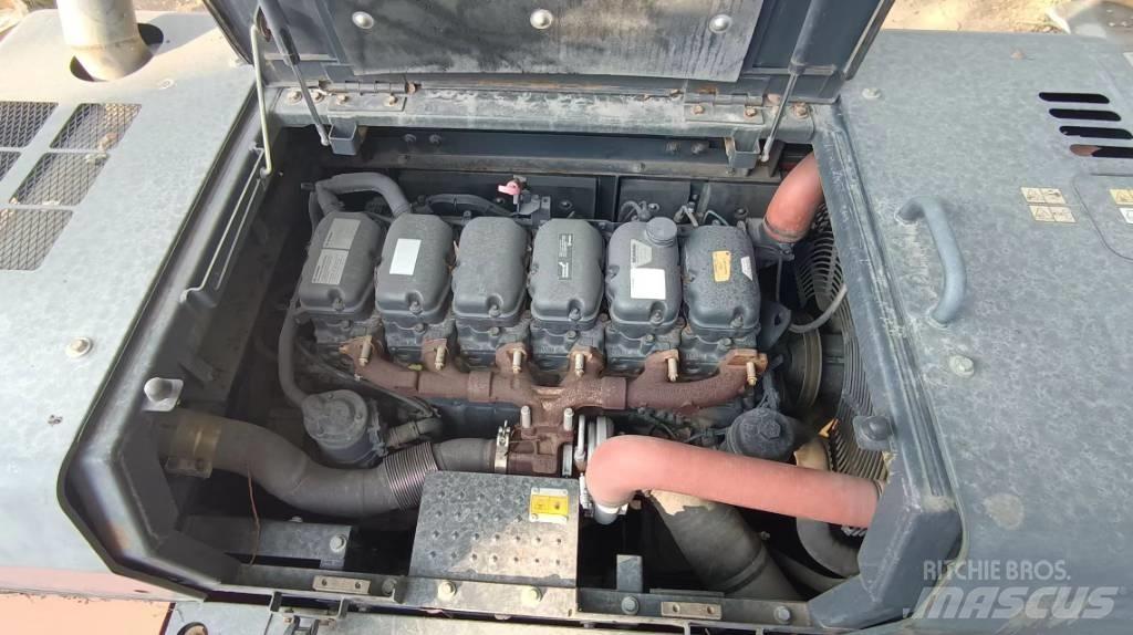 Doosan DX 530 LC-5 大型油圧ショベル12t以上（パワーショベル・ユンボ）