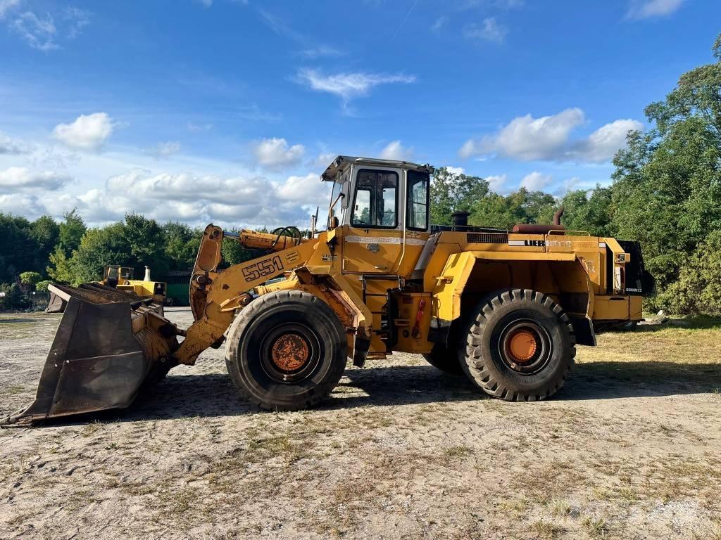 Liebherr L 551 ホイールローダー・タイヤショベル