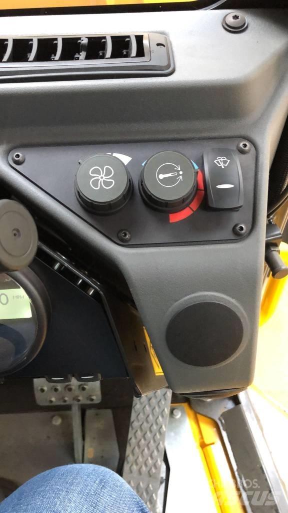 JCB 6 ST-2S5 サイト　ダンプ