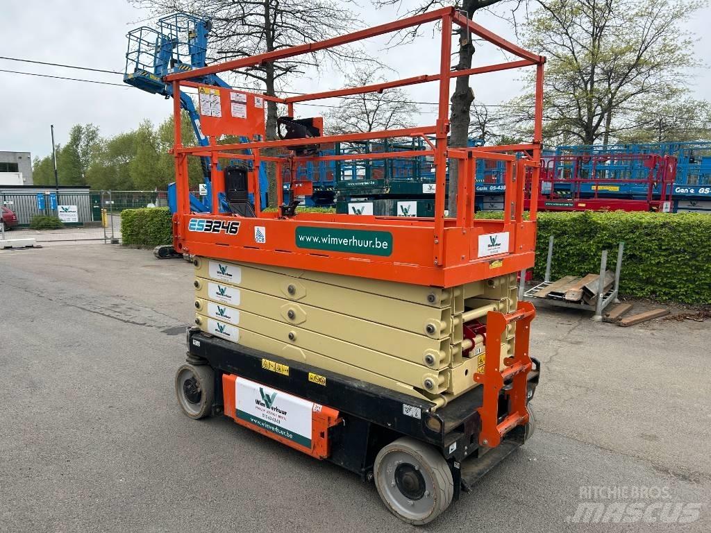 JLG 3246 ES シザースリフト