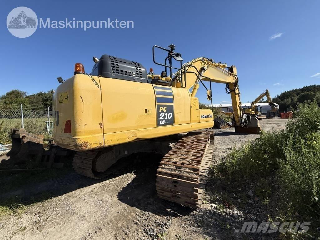 Komatsu PC 210 LC-11 大型油圧ショベル12t以上（パワーショベル・ユンボ）