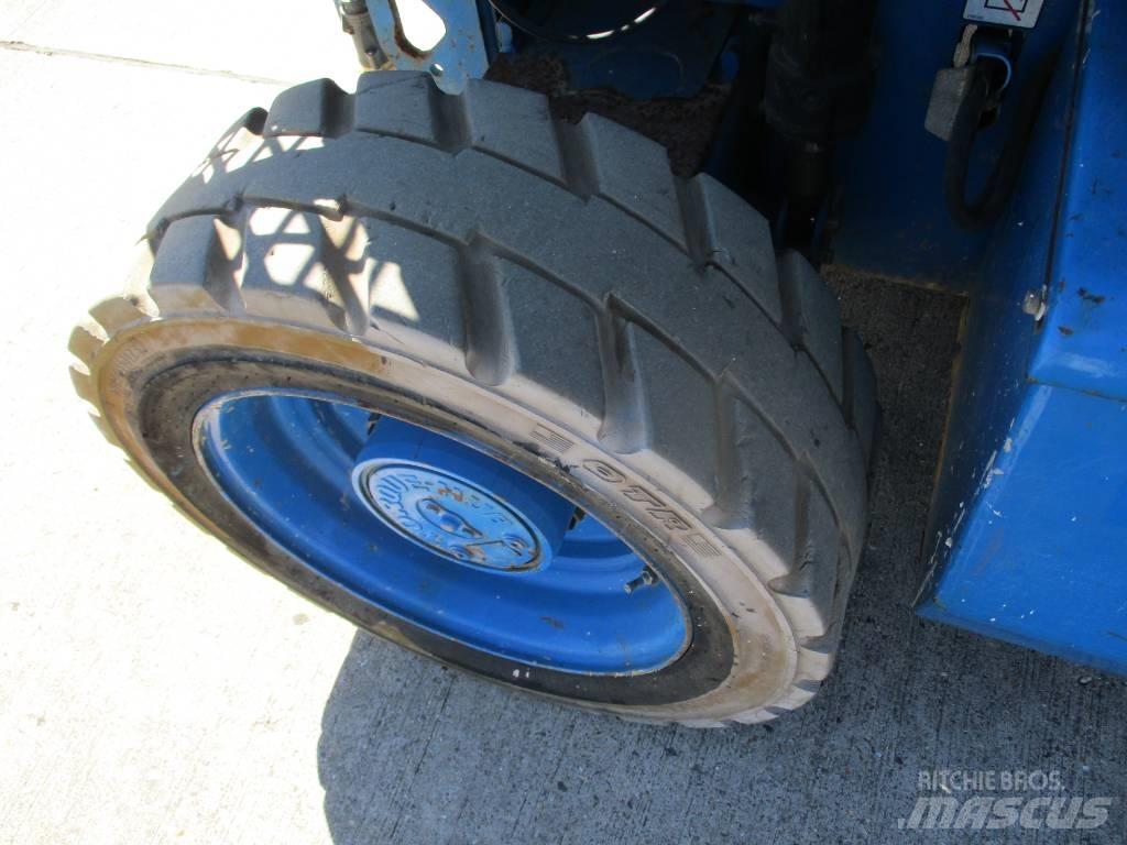JLG M4069 (599) シザースリフト