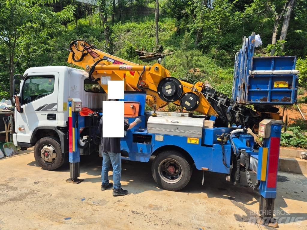 Jinwoo JW280 トラック高所作業車
