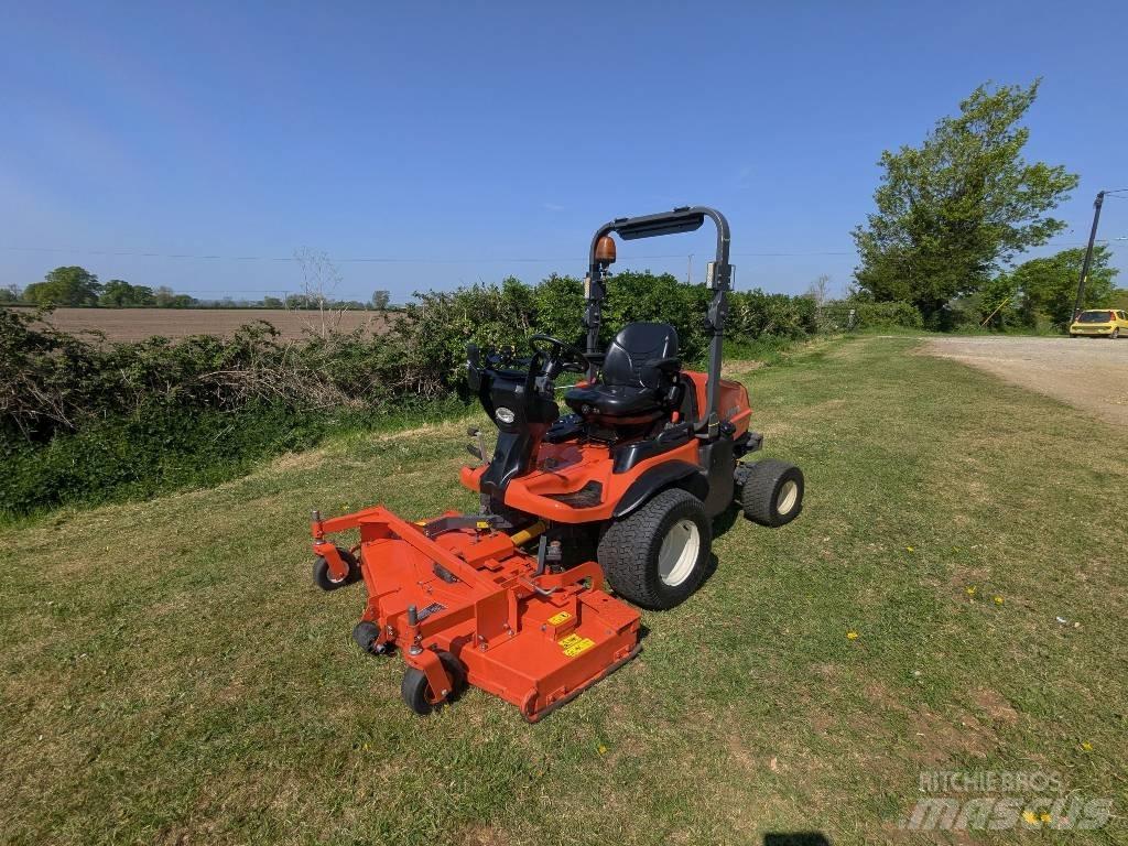 Kubota F 3890 乗用・自走モア/芝刈り機