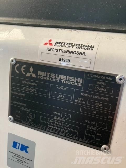 Mitsubishi FD25N3 ディーゼル・軽油