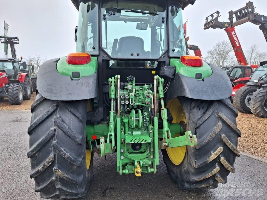 John Deere 6110 MC トラクター