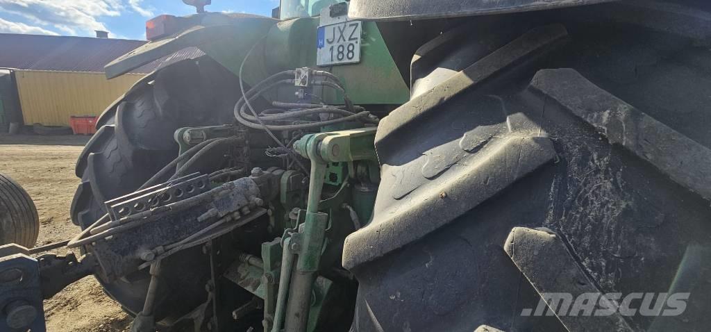 John Deere 8530 トラクター