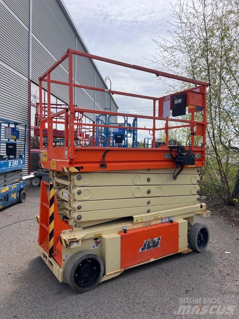 JLG 10 RS シザースリフト