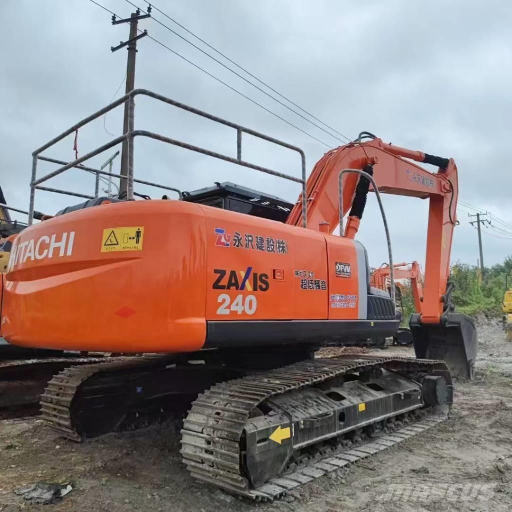 Hitachi 240-3 大型油圧ショベル12t以上（パワーショベル・ユンボ）