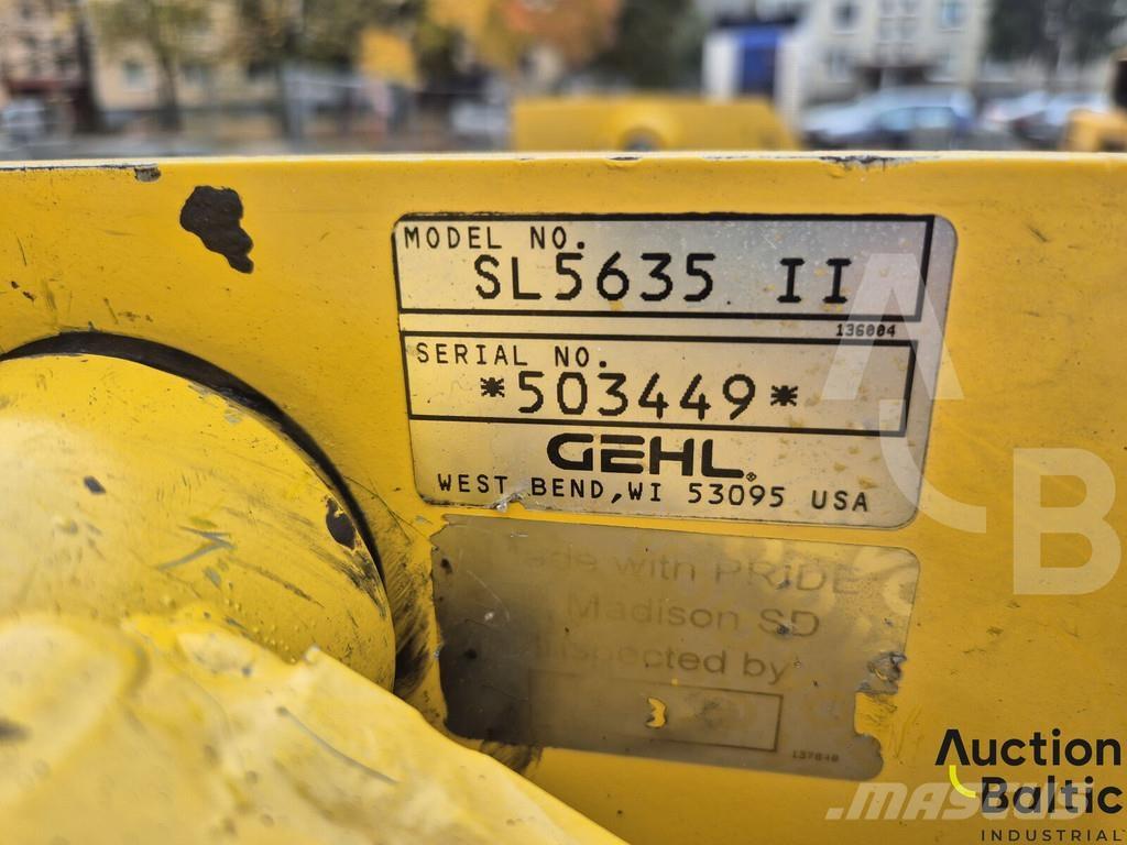 Gehl 5635 DXT 2 スキッドステアローダー