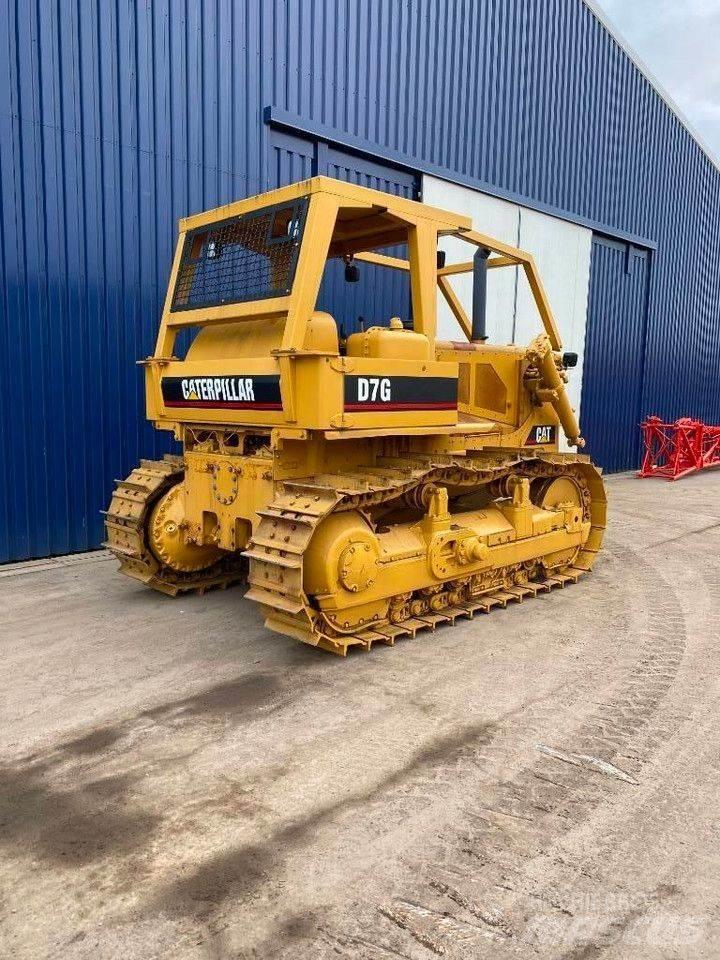 CAT D 7 G ブルドーザー