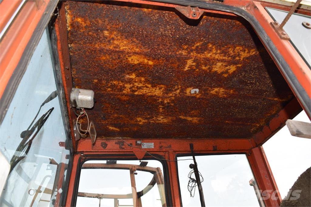 Renault 651 トラクター