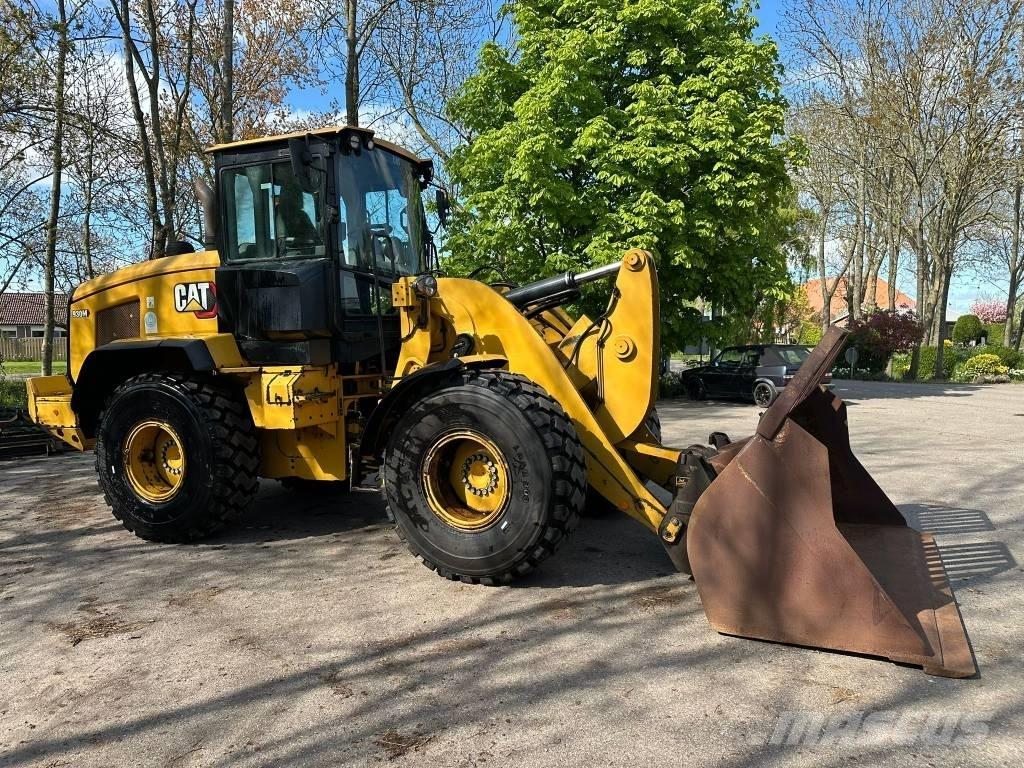 CAT 930 M ホイールローダー・タイヤショベル