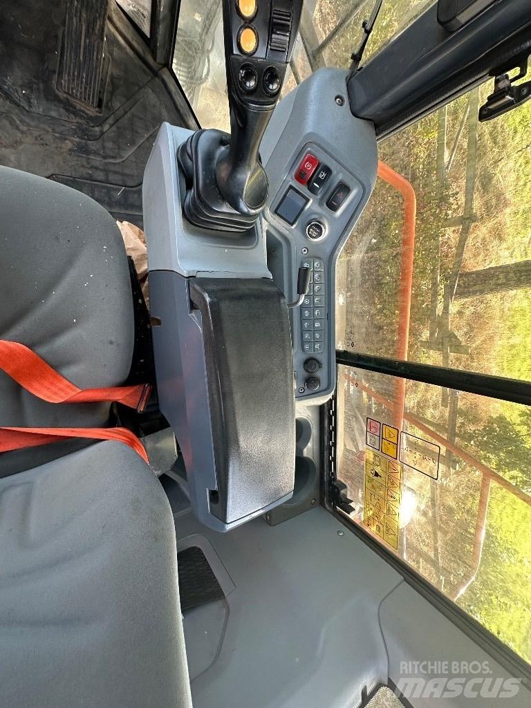 Doosan DL480-7 ホイールローダー・タイヤショベル
