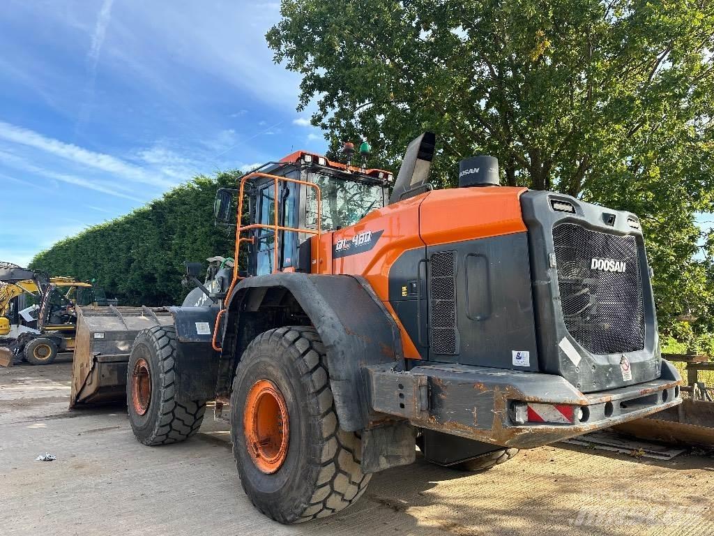Doosan DL480-7 ホイールローダー・タイヤショベル