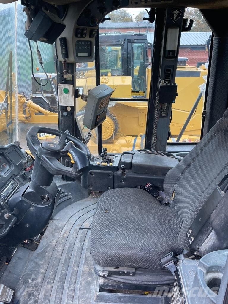 CAT 972H ホイールローダー・タイヤショベル