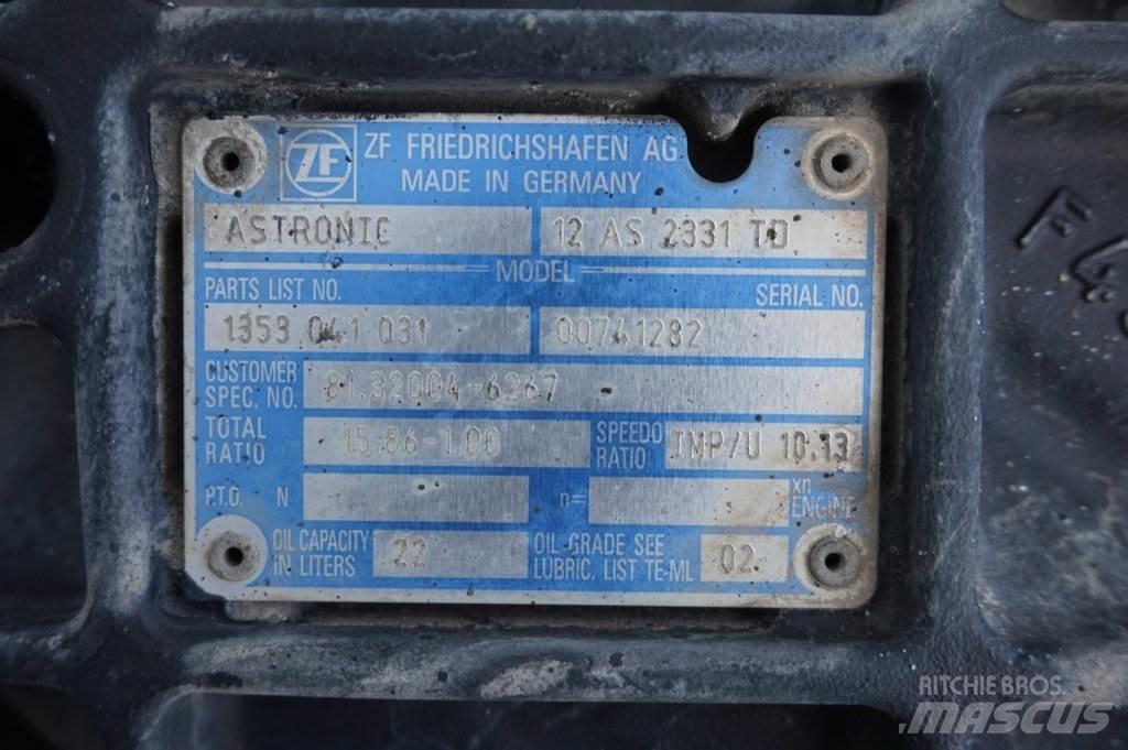 ZF 12AS2331DD+INT3 ギアボックス