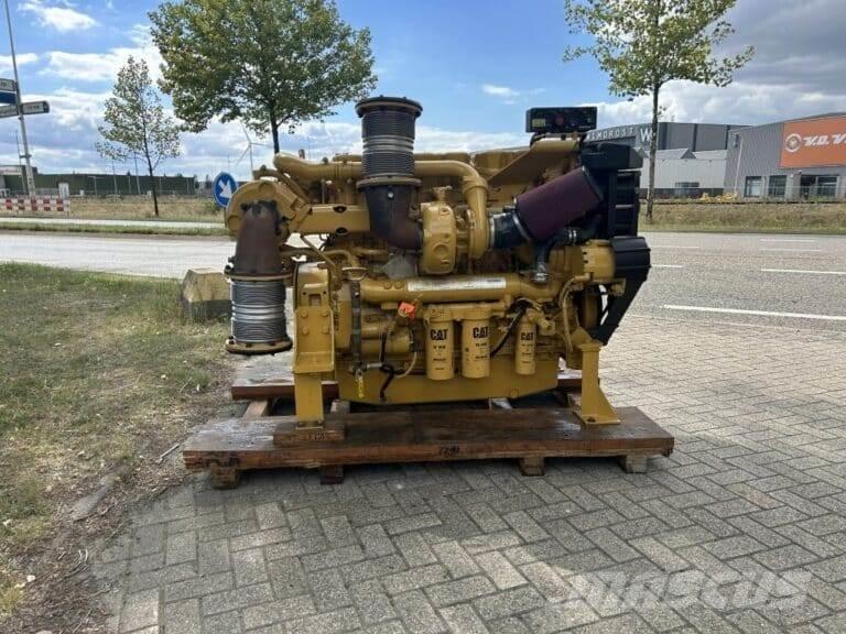 CAT C18 マリンエンジン