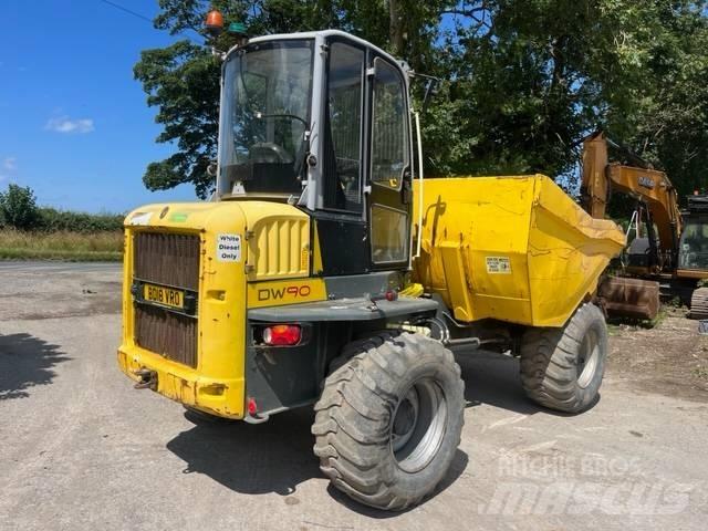 Wacker Neuson DW 90 サイト　ダンプ