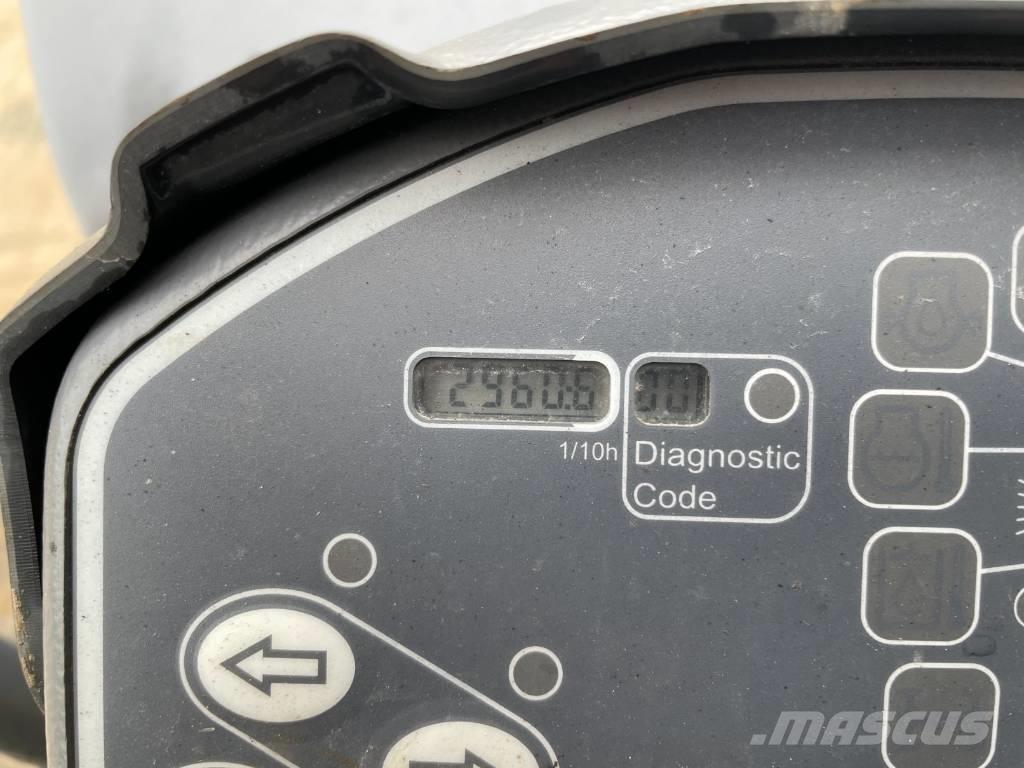 Hamm HD 14 VV タンデムローラ