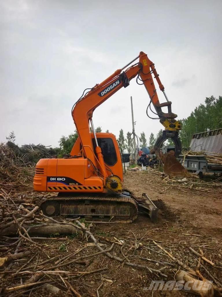 Doosan DH 80 中型油圧ショベル 7ｔ-12ｔ（ユンボ・パワーショベル・バックホー）