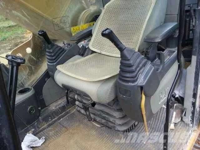 CAT 345 D L 大型油圧ショベル12t以上（パワーショベル・ユンボ）