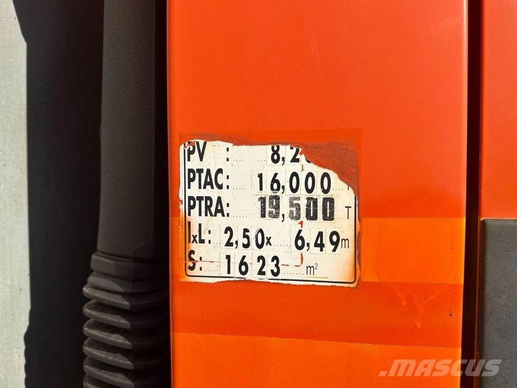 Renault Midlum アスファルトスプレヤ