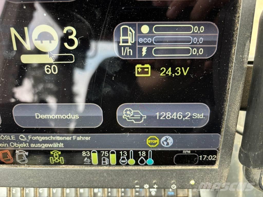 Komatsu 845 フォワーダー