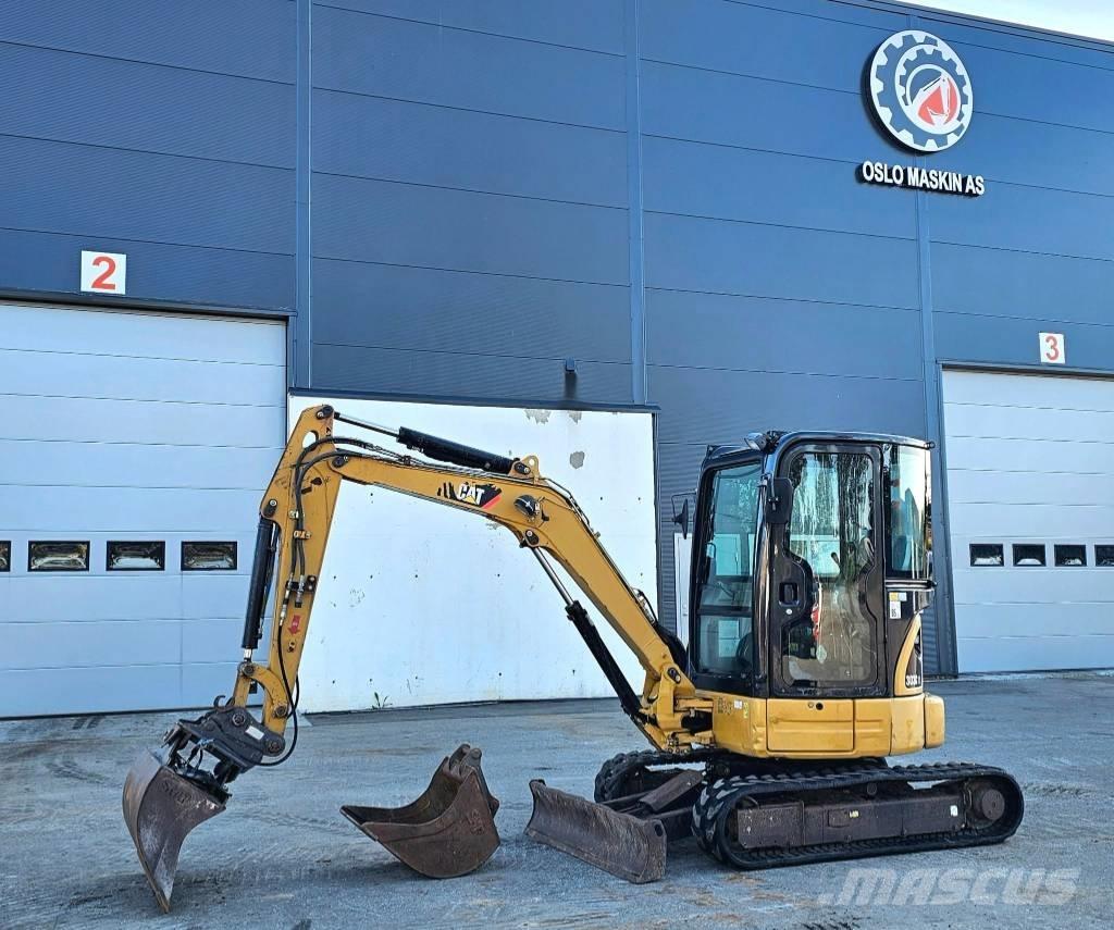 CAT 303 CR ミニ油圧ショベル 7t以下（ミニユンボ・ミニディガー）