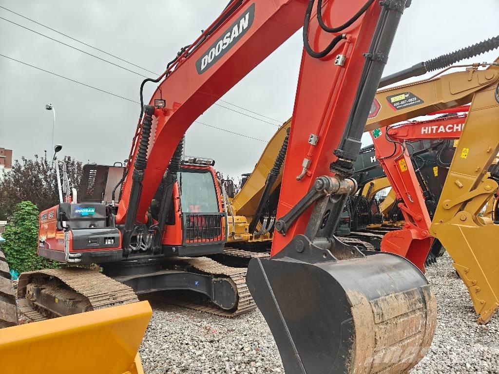 Doosan 225 LC-9C 大型油圧ショベル12t以上（パワーショベル・ユンボ）