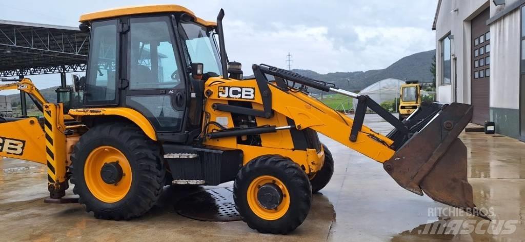 JCB 3DX バックホーローダー