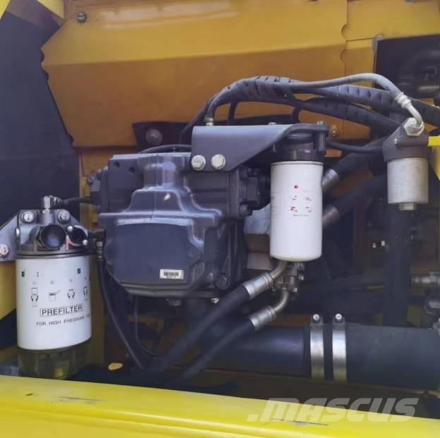 Komatsu PC220-8 大型油圧ショベル12t以上（パワーショベル・ユンボ）