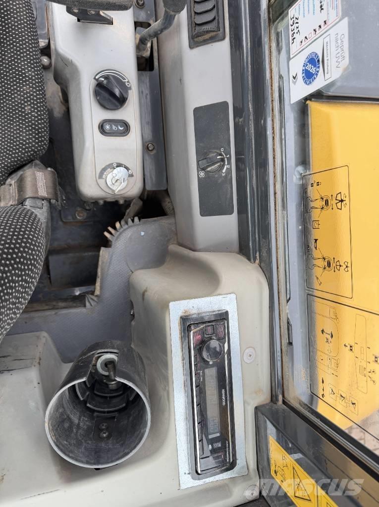 Komatsu PC 55 MR-5 ミニ油圧ショベル 7t以下（ミニユンボ・ミニディガー）