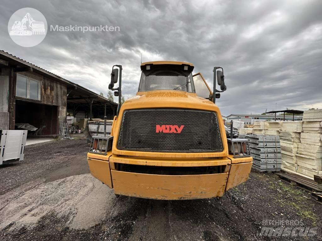 Moxy MT 25 アーティキュレート式ダンプトラック
