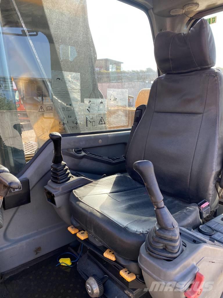 Volvo EC 210 B LC 大型油圧ショベル12t以上（パワーショベル・ユンボ）