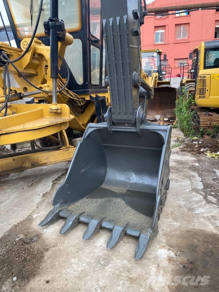 Volvo EC 210 B LC 大型油圧ショベル12t以上（パワーショベル・ユンボ）