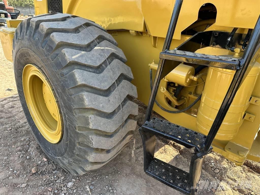 CAT 966 G ホイールローダー・タイヤショベル