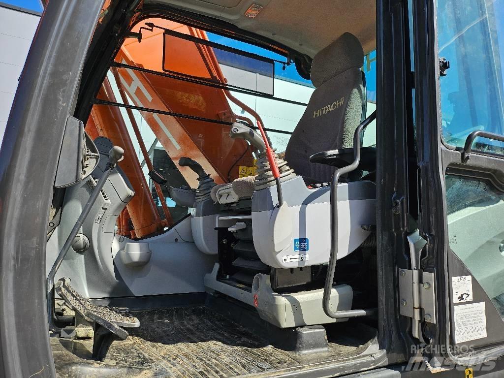 Hitachi ZX 210 LC-5 大型油圧ショベル12t以上（パワーショベル・ユンボ）